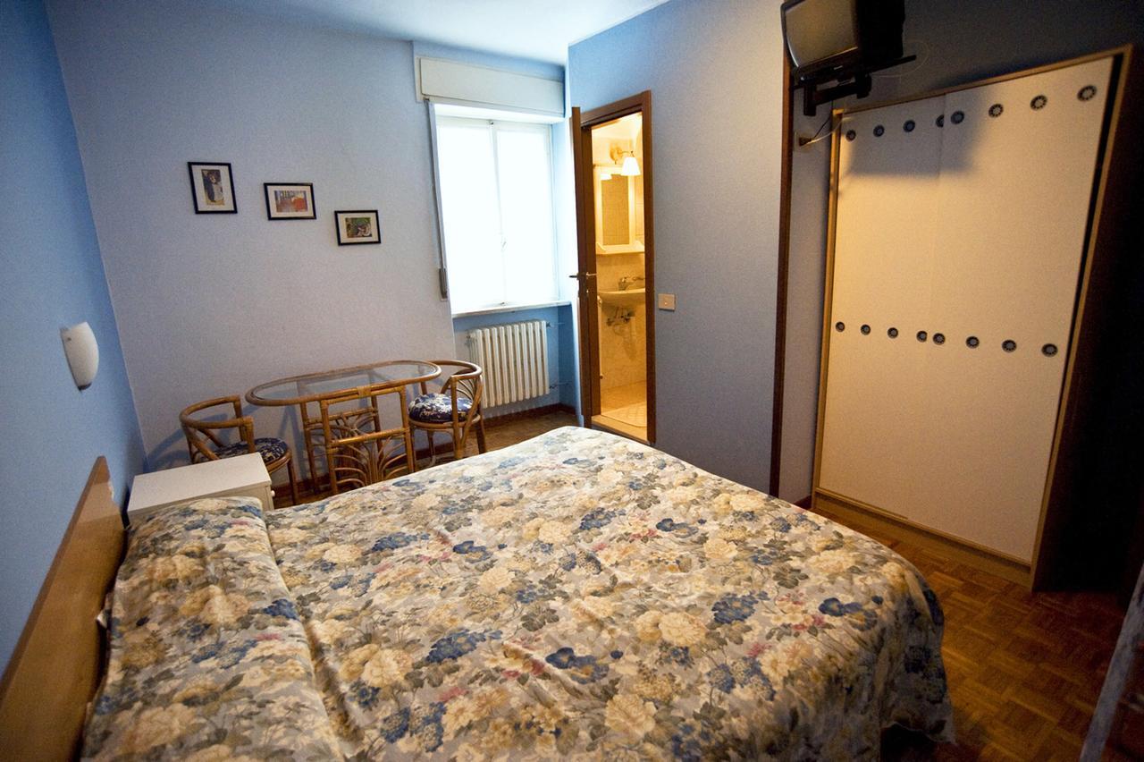Albergo Della Posta Clusone Extérieur photo